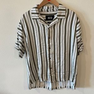 Native Youth button-up T-shirt, L